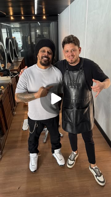 Publicação da TROIS Barbearia no Instagram